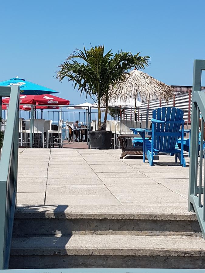 Lakeview Resort Motel Васага-Бич Экстерьер фото