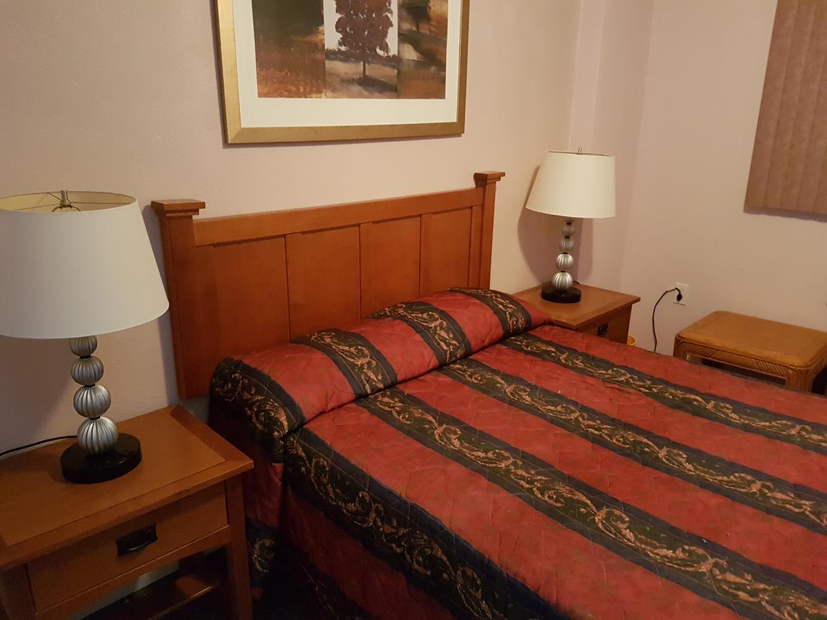 Lakeview Resort Motel Васага-Бич Экстерьер фото